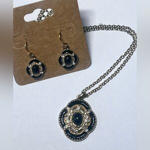 Elegant Black and Gold Vintage Jewelry Set